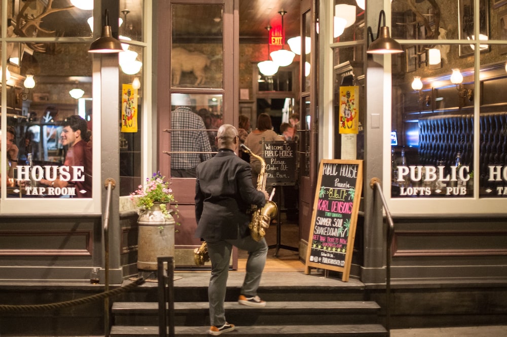 Public House Lofts by Eleven 10/49