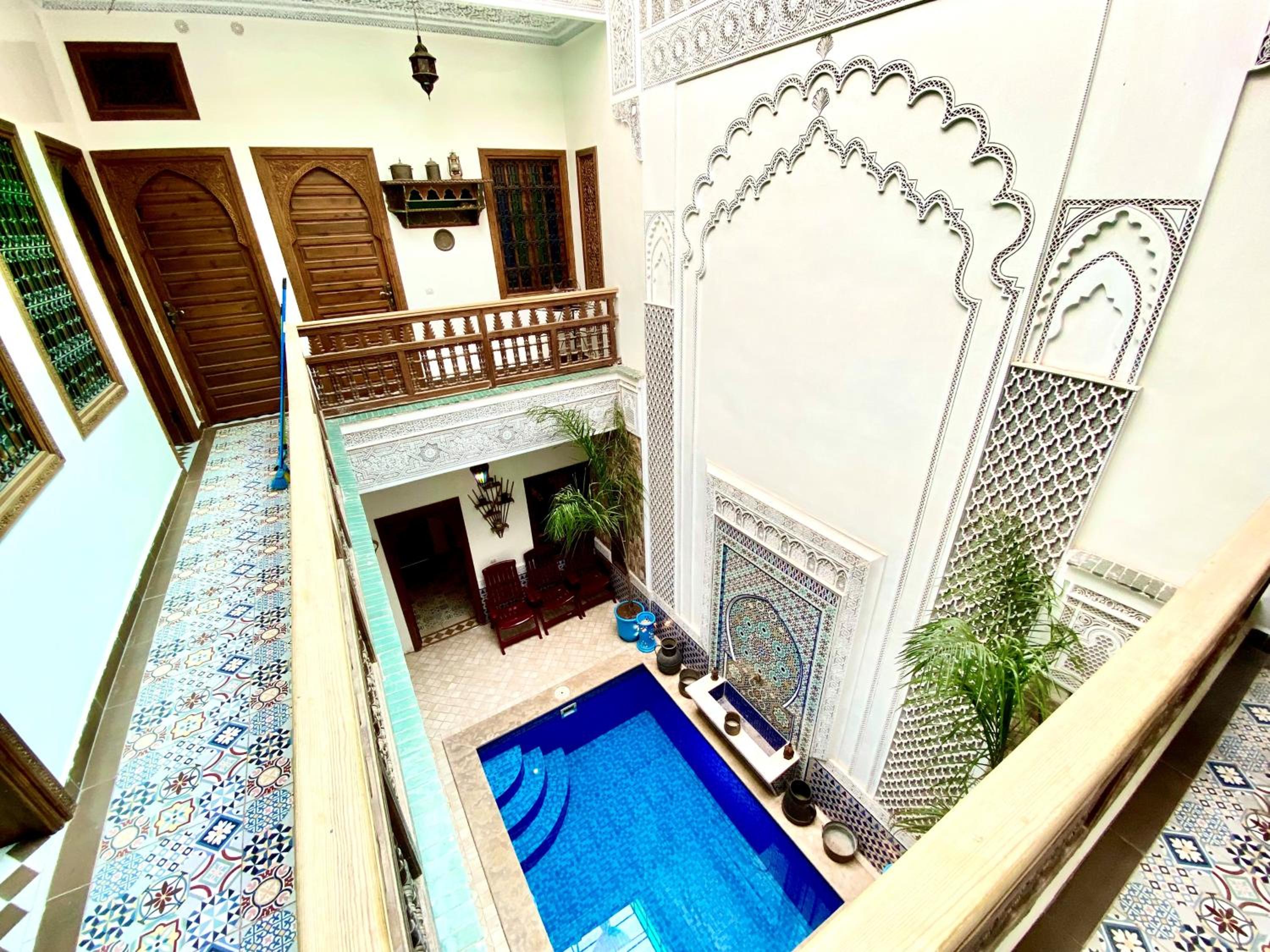Riad Nouhal 22/38