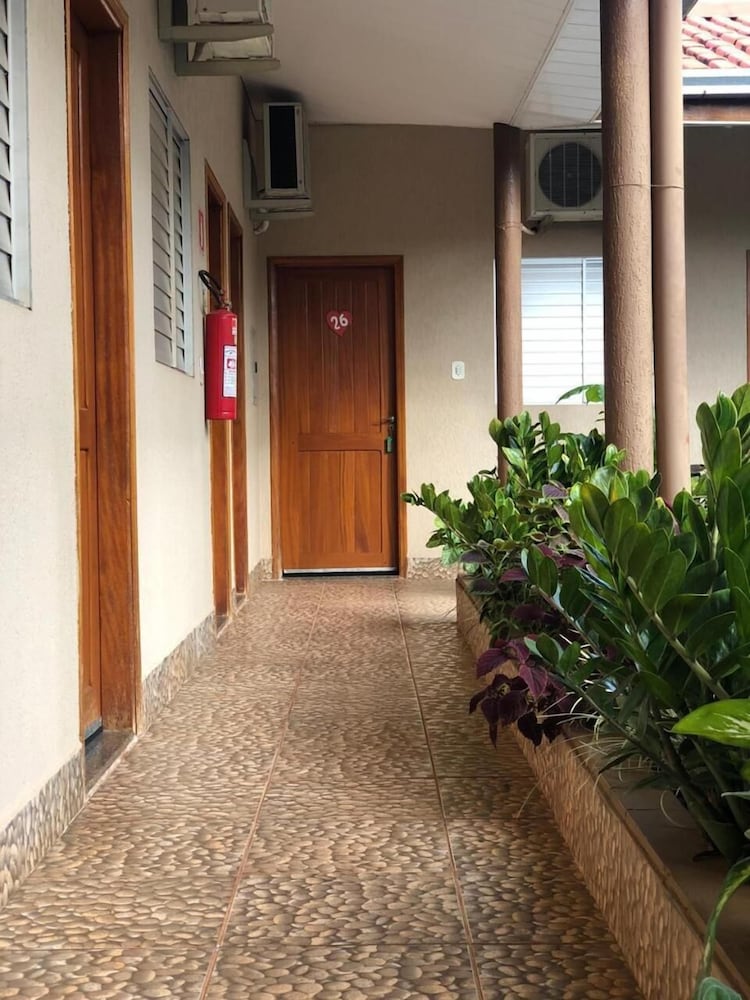 Estancia Hotel 57/57