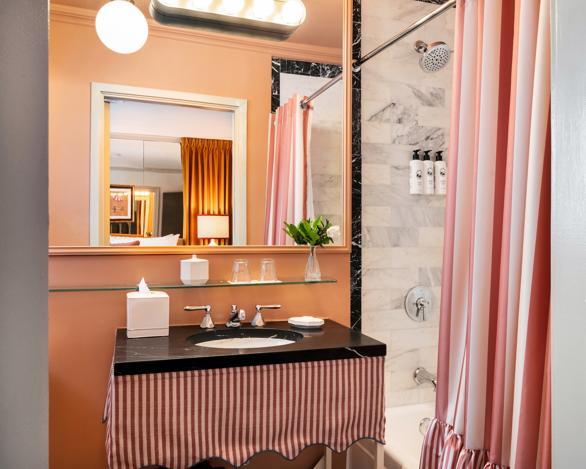 Maison 140 Hotel 63/64
