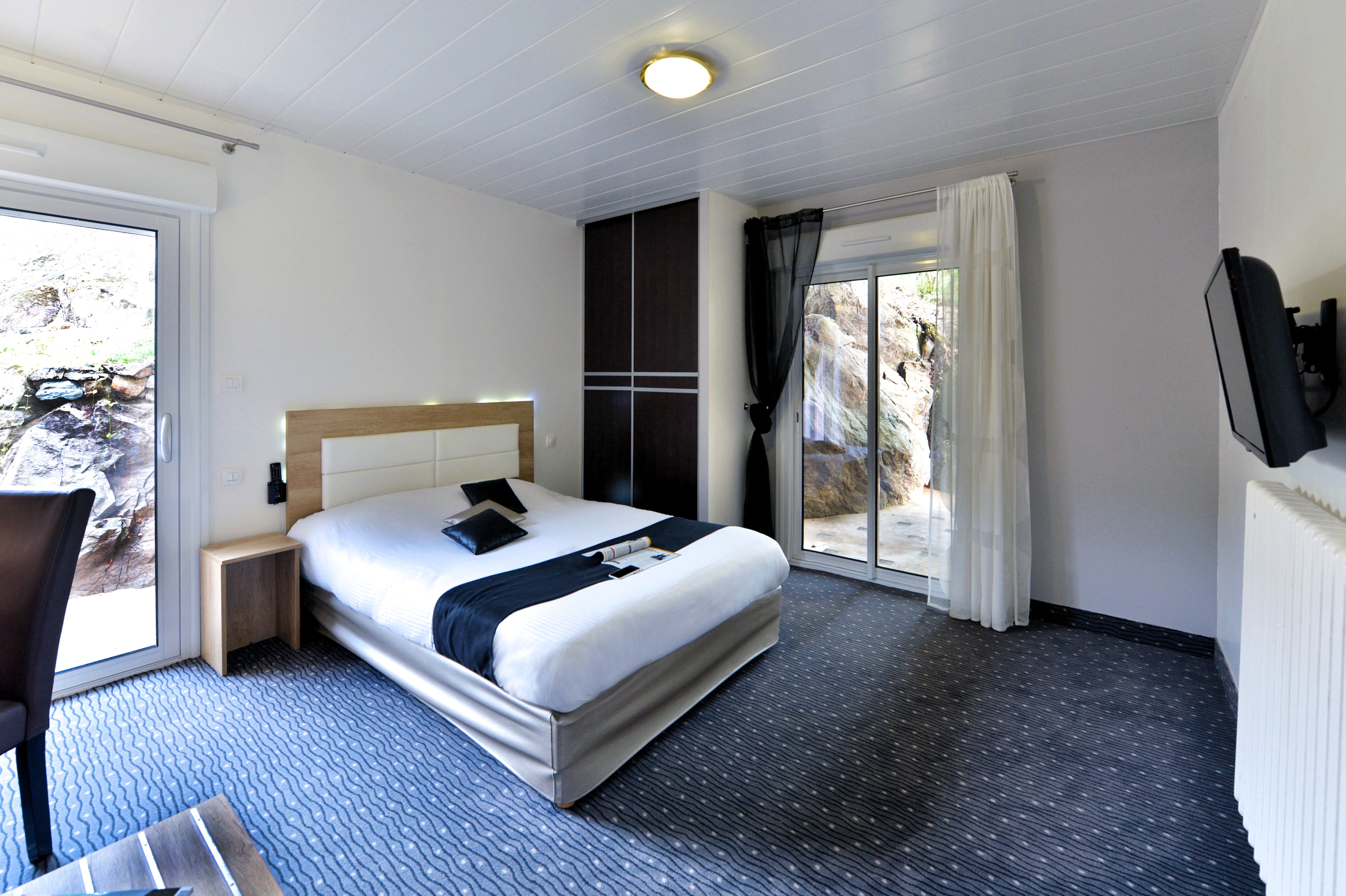 Hotel The Originals La Roche-sur-Yon Est Le Moulin Neuf 15/35