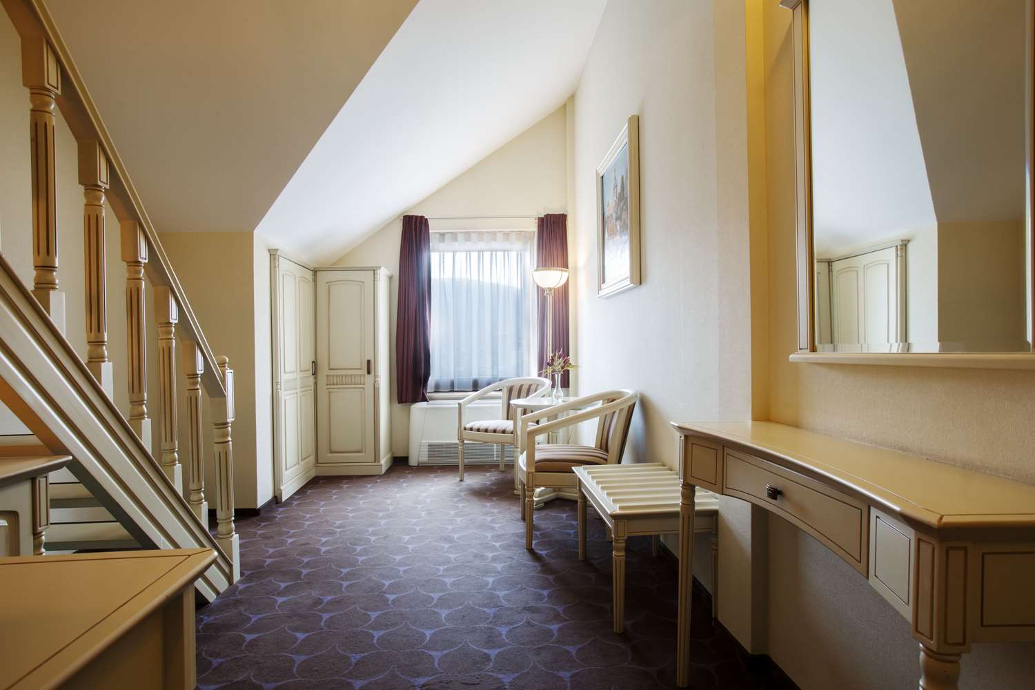Duplex, Queen Bed, Citadel View، DoubleTree by Hilton Hotel Sighisoara - Cavaler 2/2