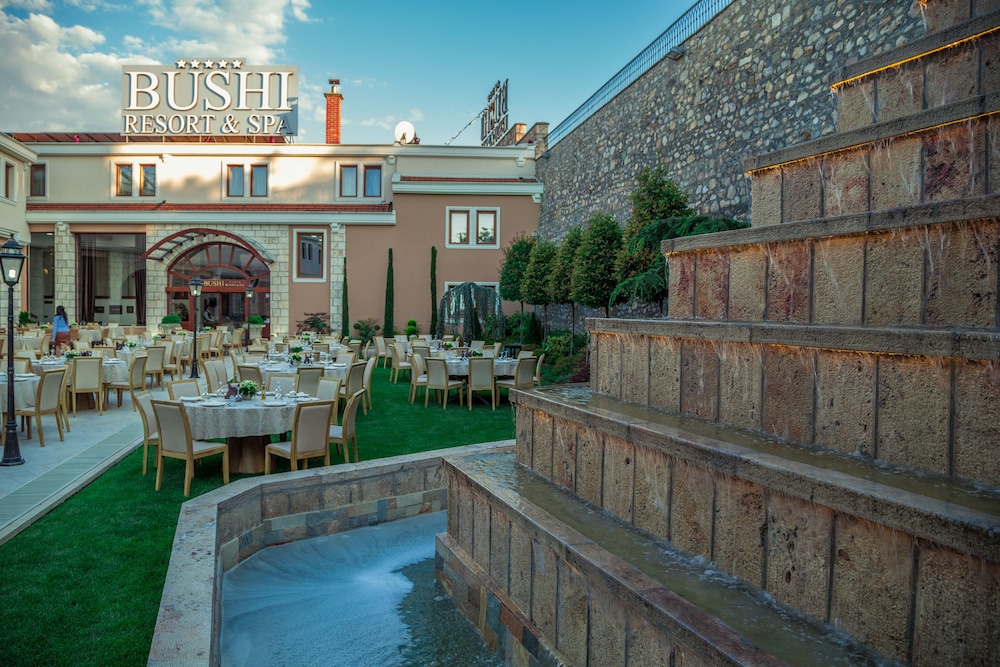 BUSHI RESORT AND SPA HOTEL 45/50
