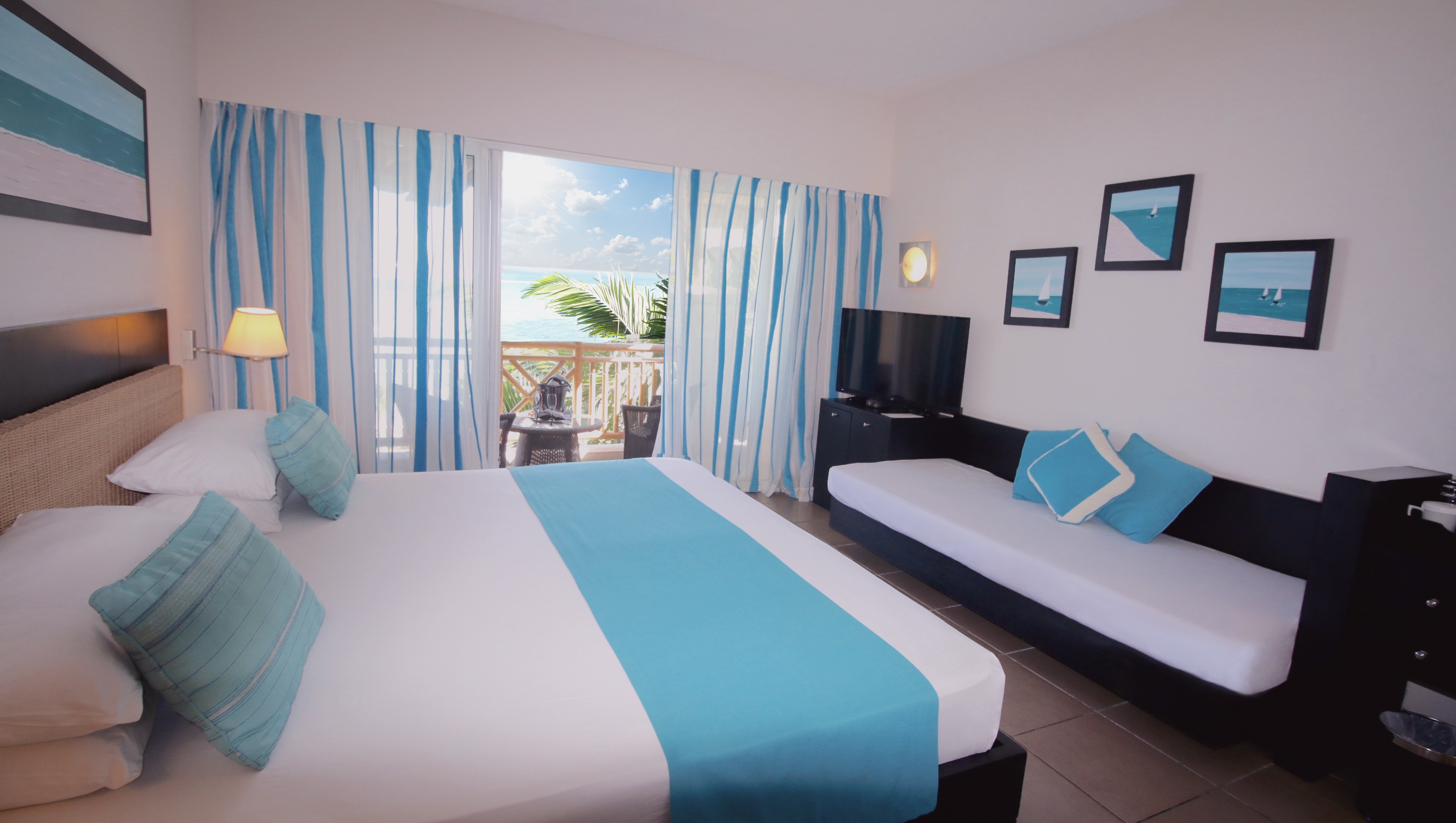 Room at Pearle Beach Resort And Spa, FLIC-EN-FLAC