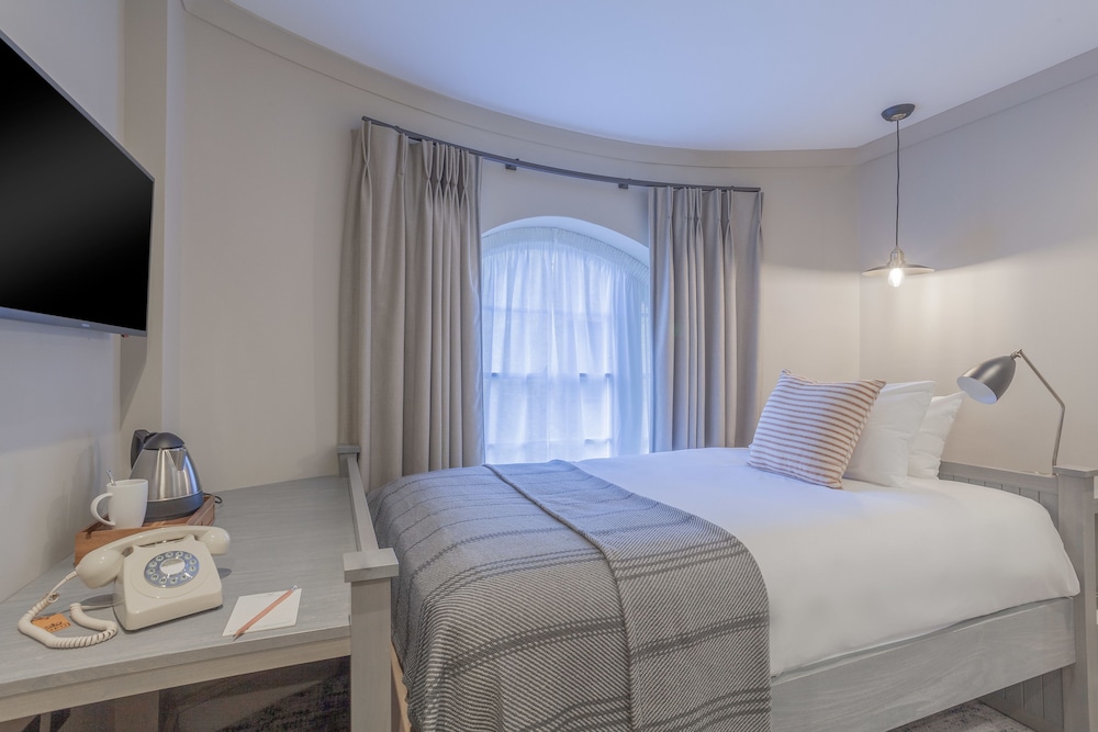 Richmond Hill Hotel 18/65