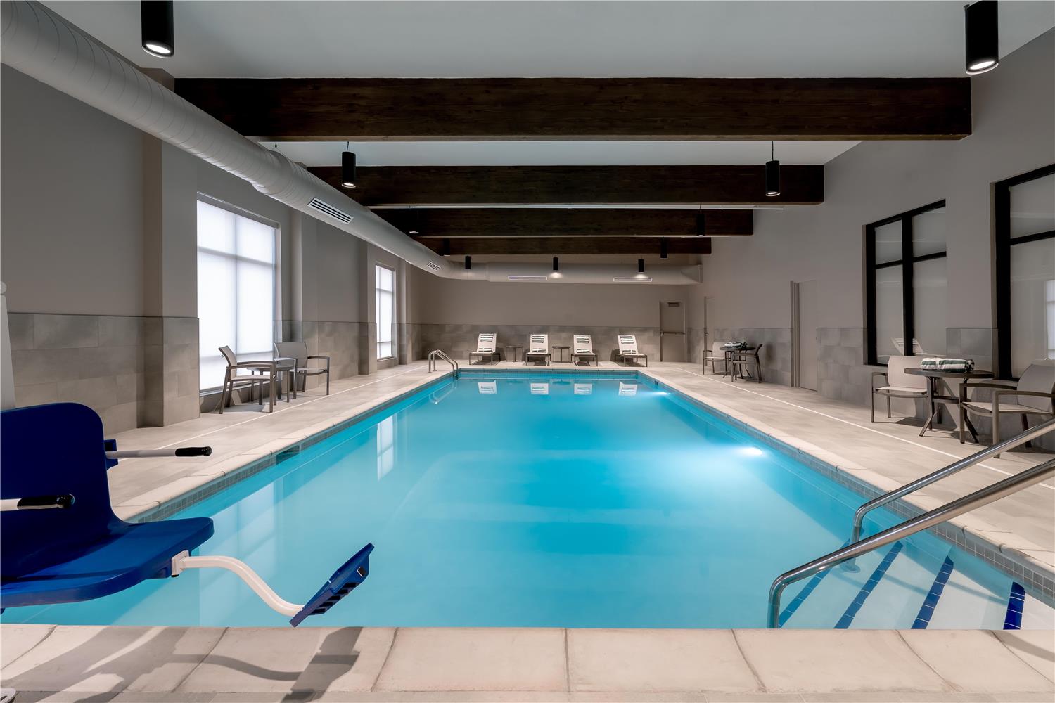 swimming pool spa