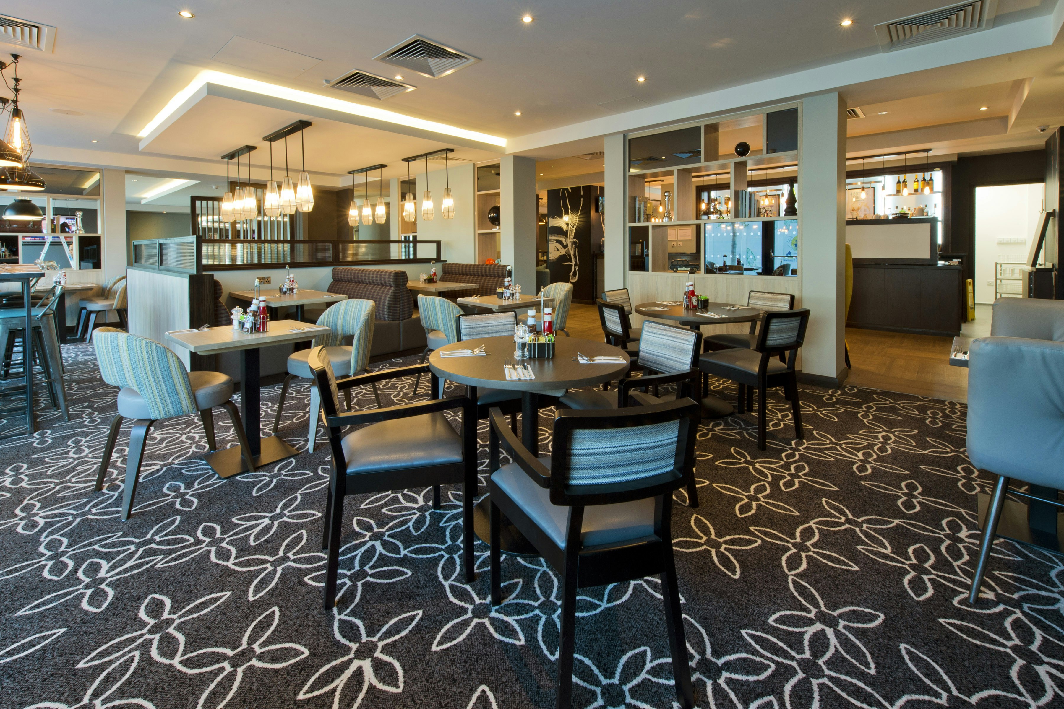 Premier Inn London Wembley Stadium 33/40
