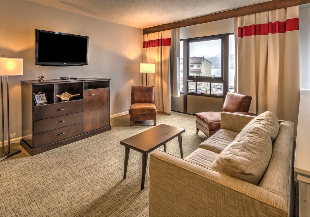 Four Points By Sheraton Juneau 17/25