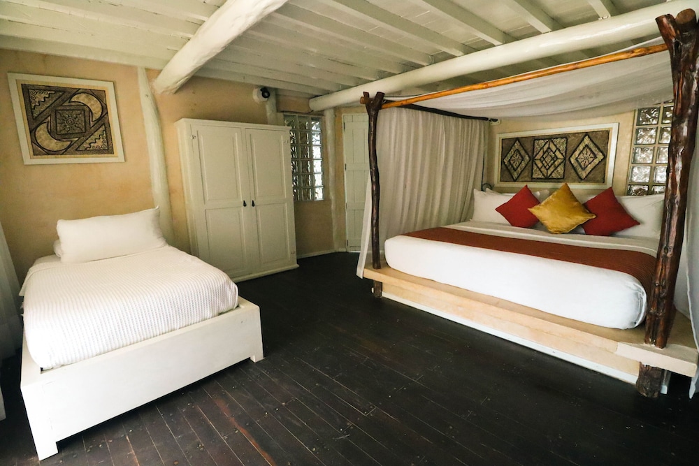 DELUXE, OCEAN VIEW, GROUND FLOOR