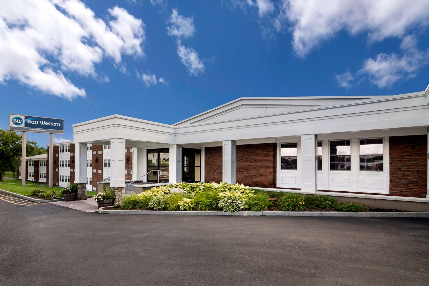 Best Western University Inn 2/16