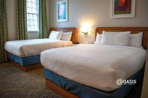 Deluxe, Queen Bed