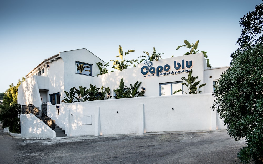 CAPO BLU BOUTIQUE HOTEL 58/62