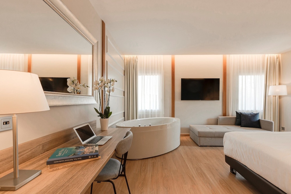 Hotel Mirlo Barcelona 27/40