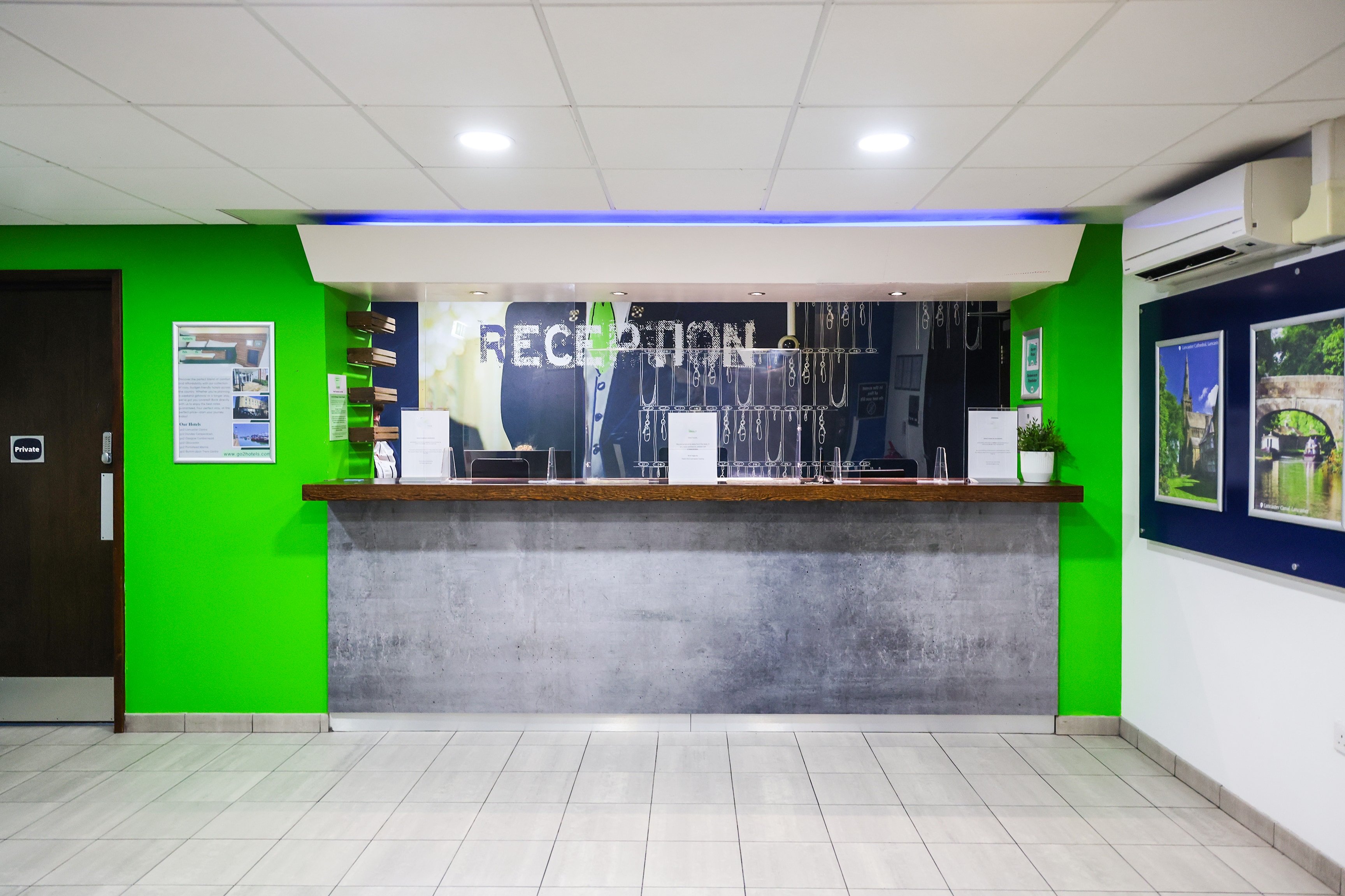 GO2 Lancaster Centre Hotel by OYO 7/45