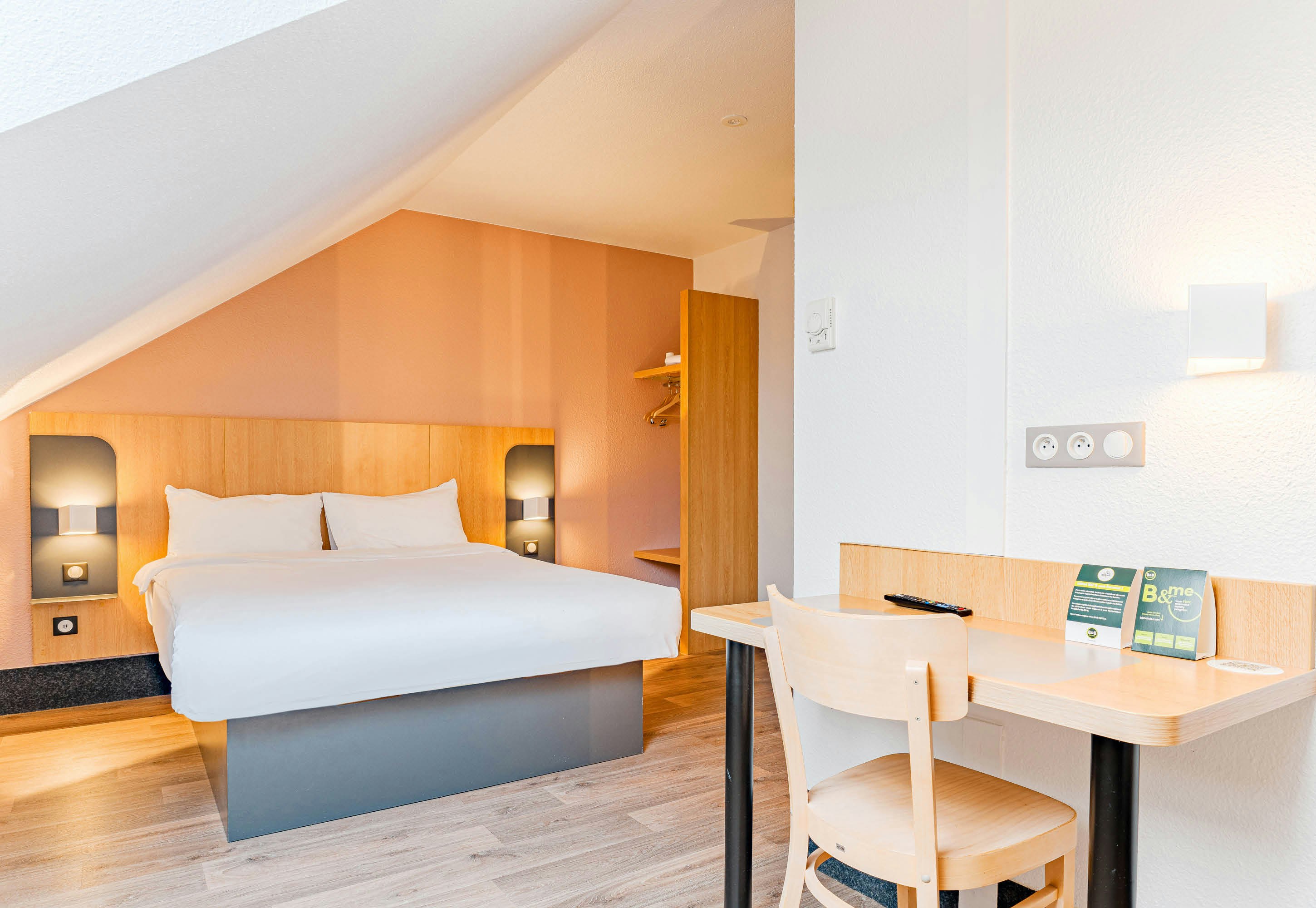 B&B HOTEL Poitiers 3 Futuroscope 8/28