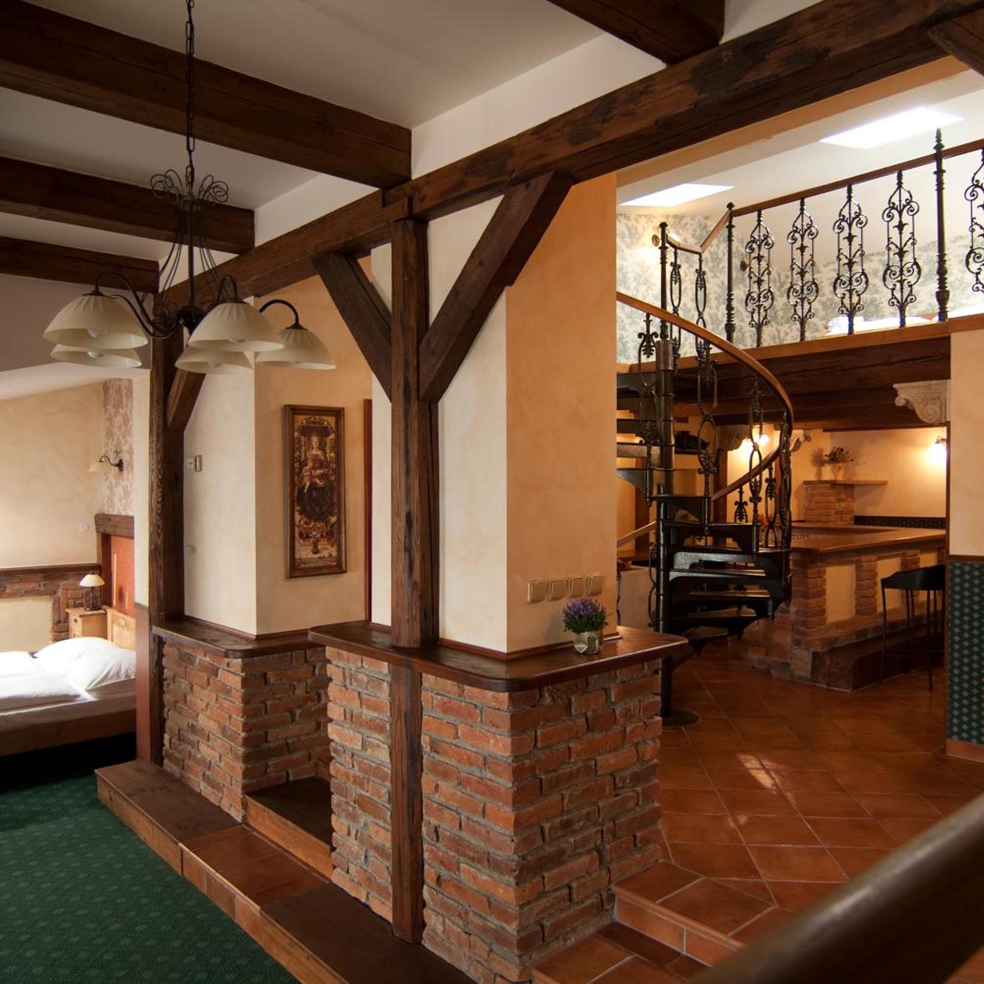 Hotel & Caffe Silesia 38/50