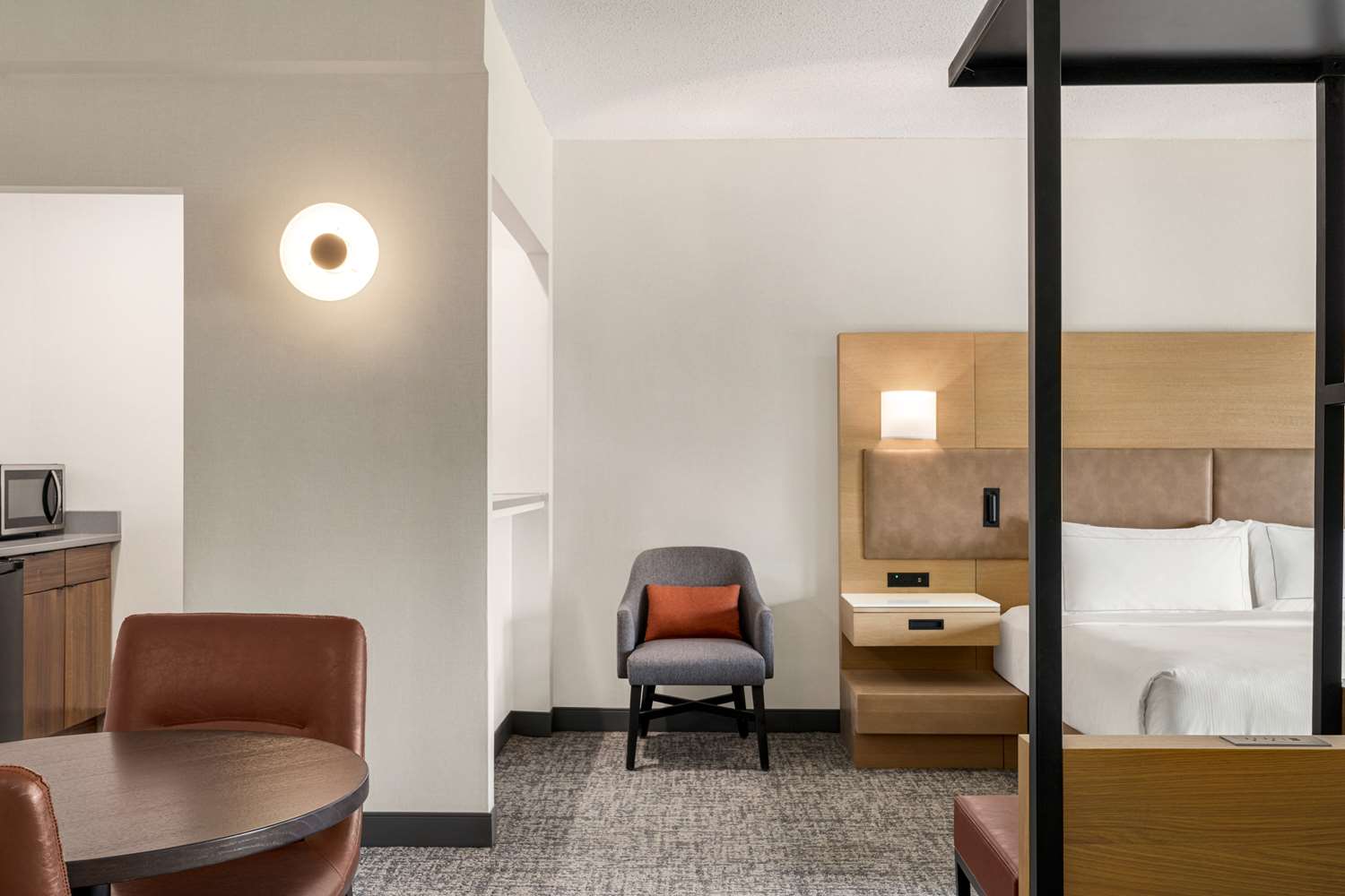 DoubleTree by Hilton Columbus Dublin, OH 20/34