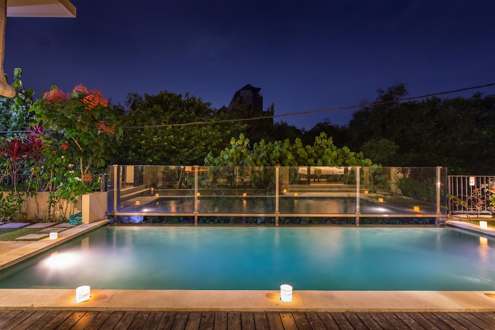 The Reika Villa 2/69