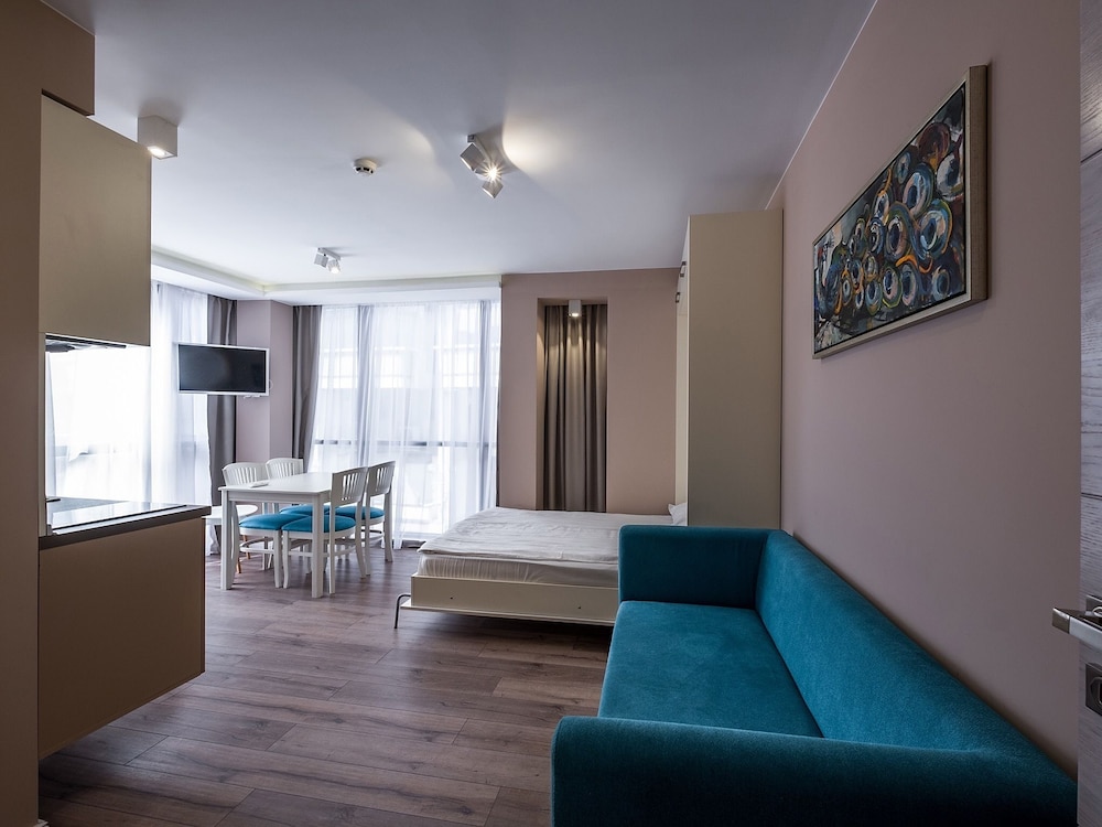 Caro Aparthotel 28/50