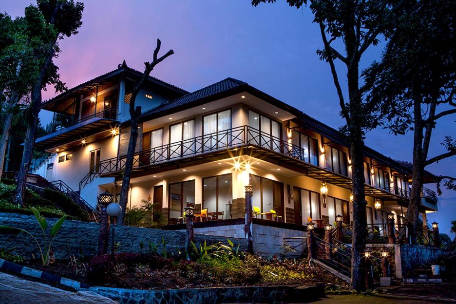 Villa Sawah Hotel and Resort 4/29