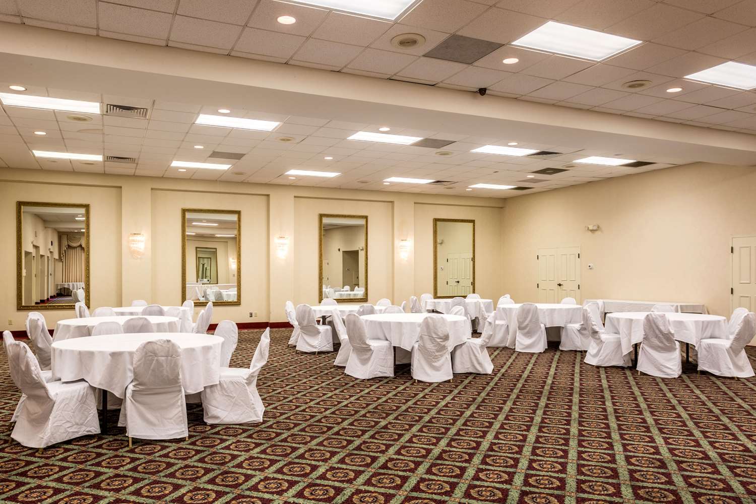 Quality Inn Union City US 51 24/53