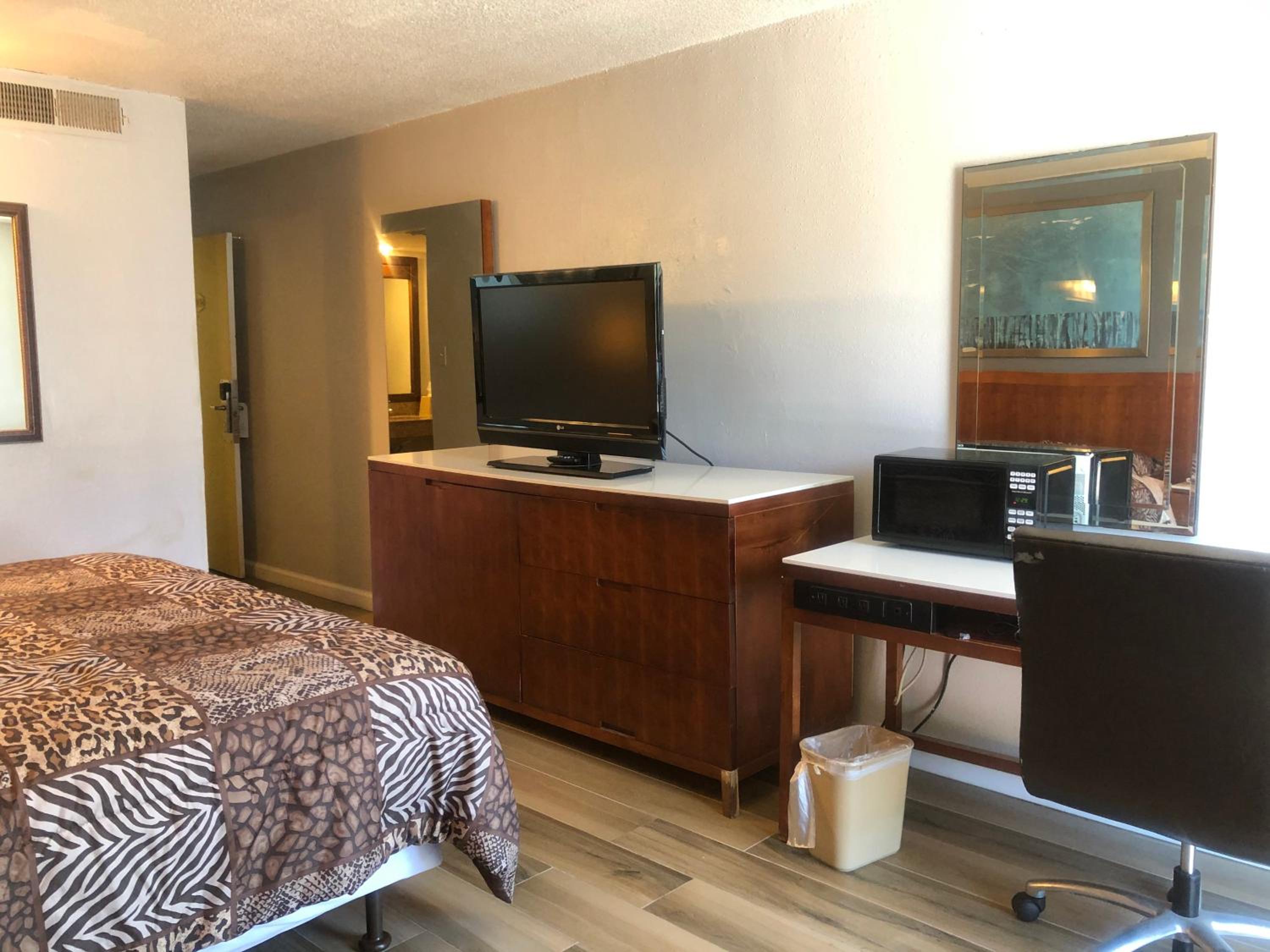 Western Inn Houston 33/39