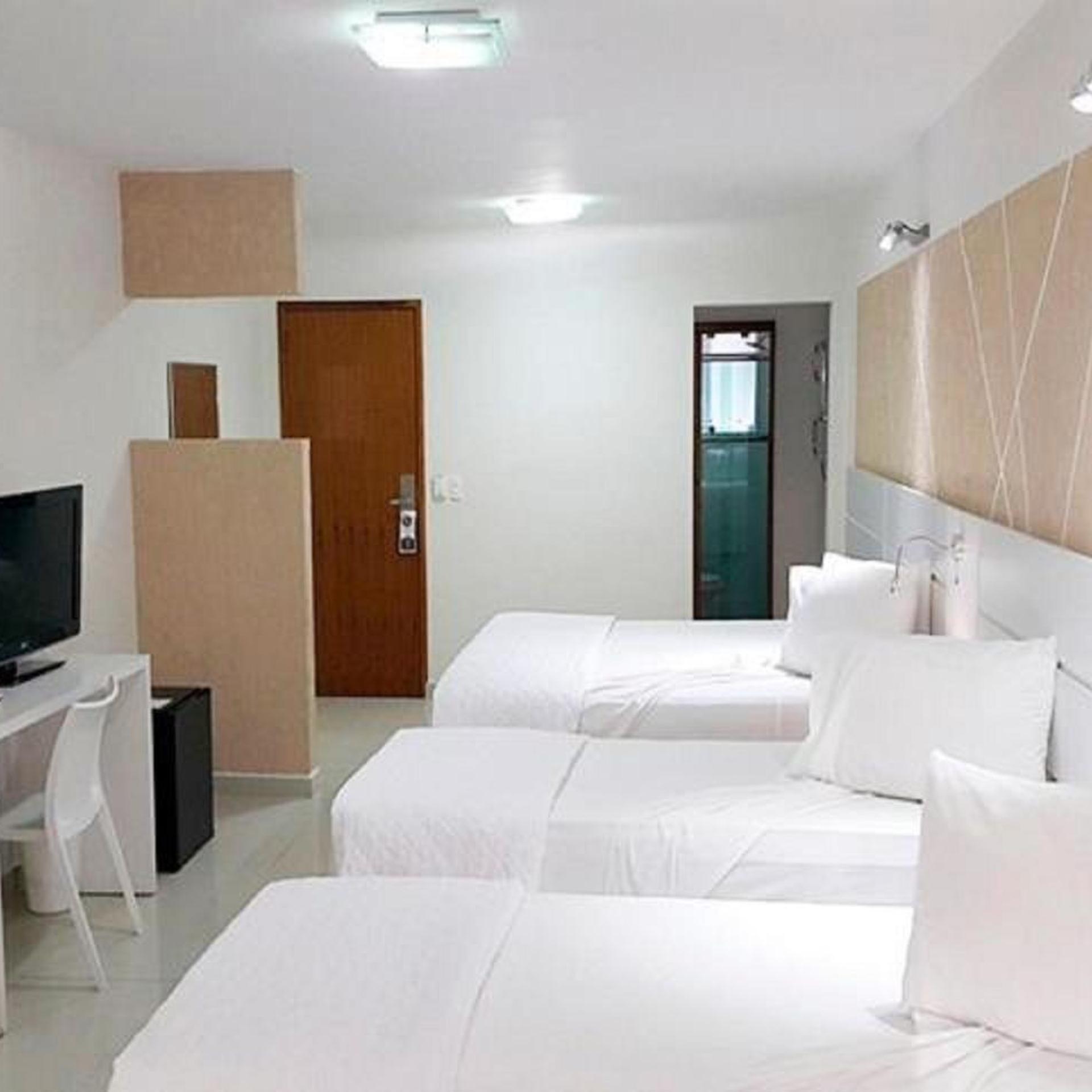 HOTEL EMIRATES 16/52