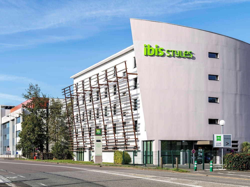 ibis Styles Rennes Cesson 2/50