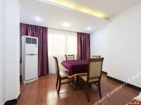 Longxiang Hotel 6/25