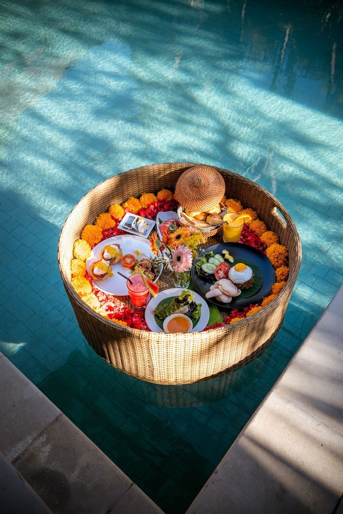 Maya Sayang Pool Villa 25/50