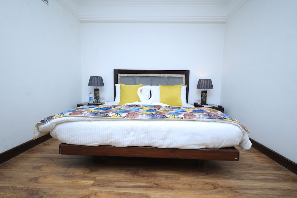 2 BEDROOMS, FAMILY