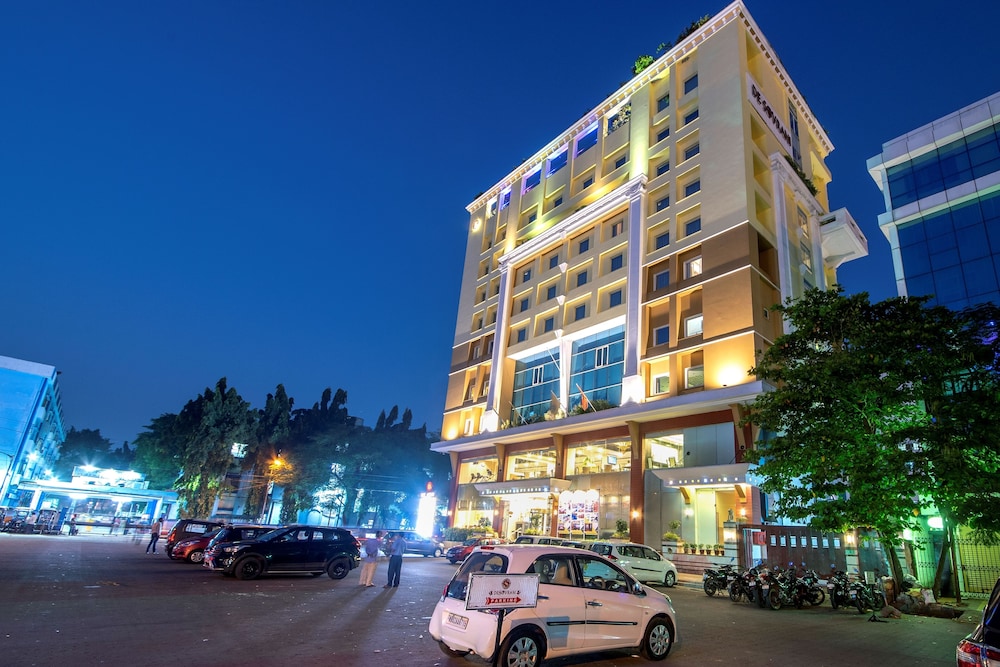 Hotel De Sovrani 4/43