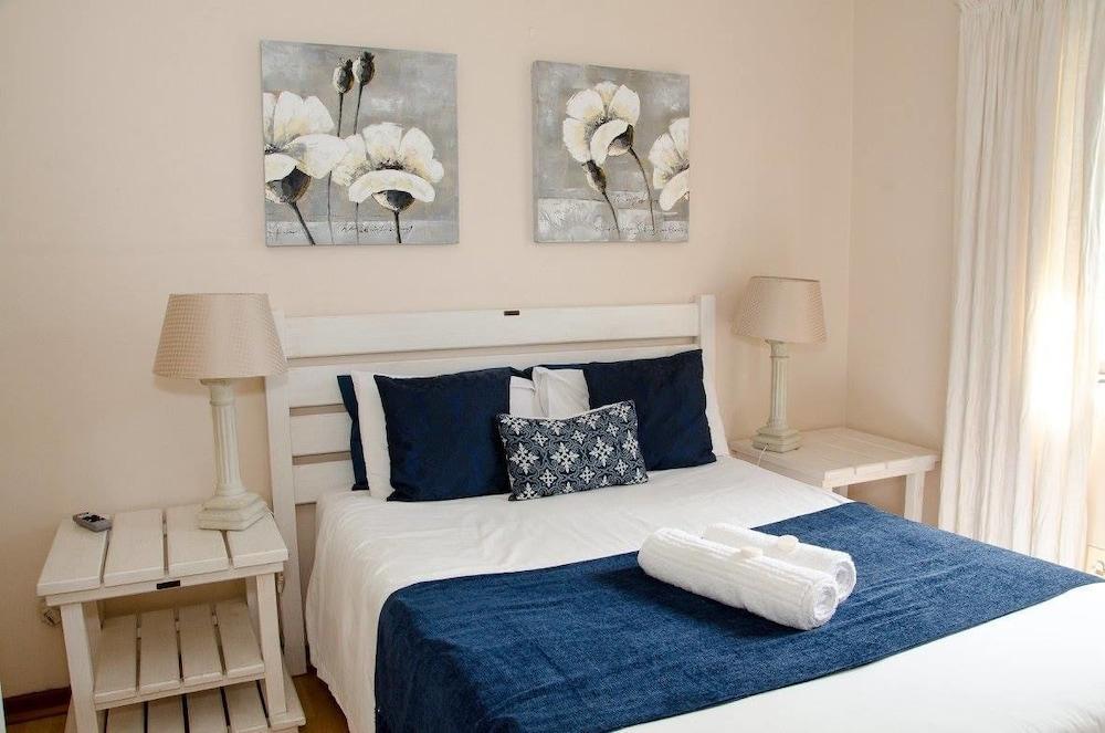 Goulden Street Guest House 11/27