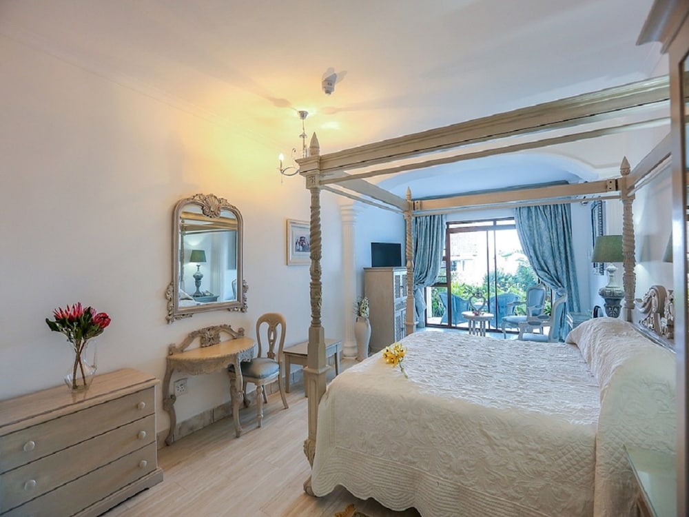 Misty Waves Boutique Hotel 19/79