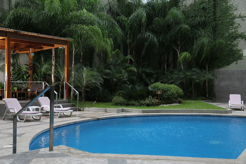 CASA ANDINA SELECT PUCALLPA 66/68