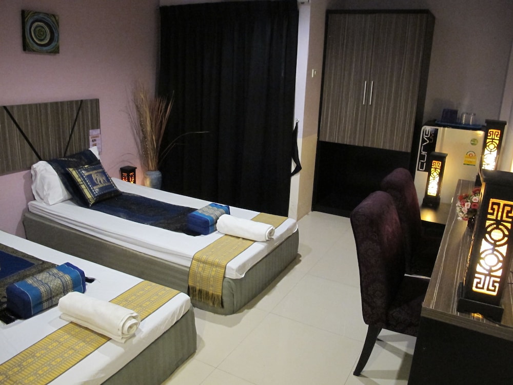 Suvarnabhumi Oriental Resort 33/64