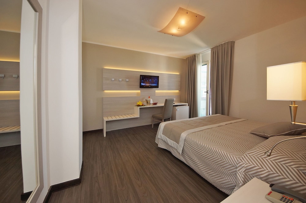 غرفة كومفورت بسرير مزدوج، Hotel Europa Jesolo 5/7