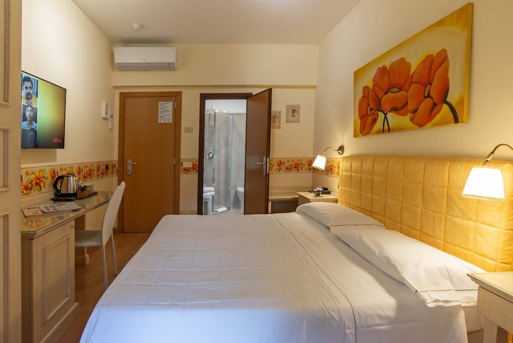 Economy, Double Bed, Balcony, Small
