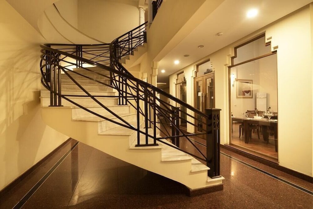 Hotel One Naran 15/19