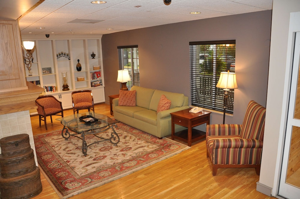 Country Inn and Suites By Radisson Covington LA 30/43