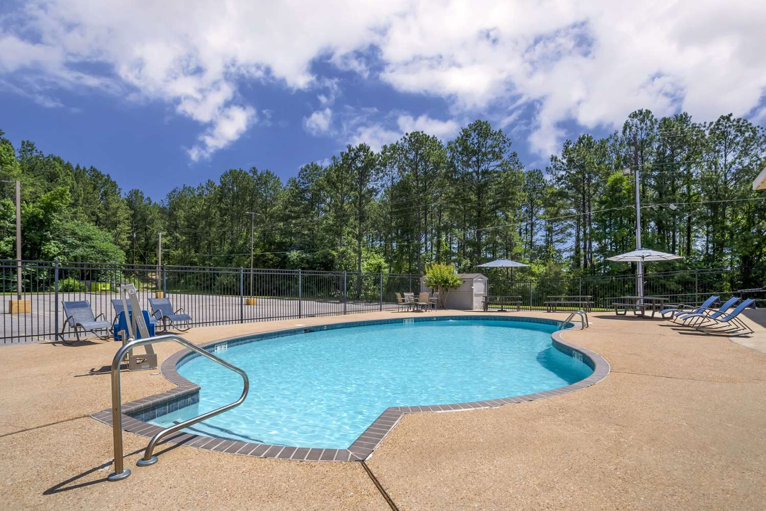 Rodeway Inn Tuscaloosa near University 7/17