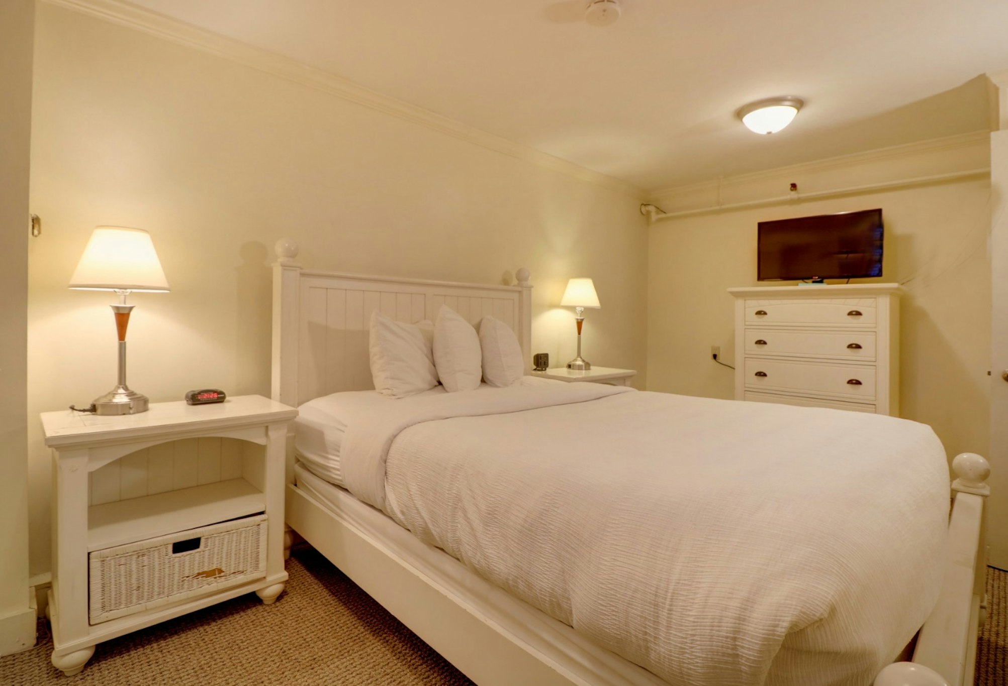 Senator Inn & Spa 15/50