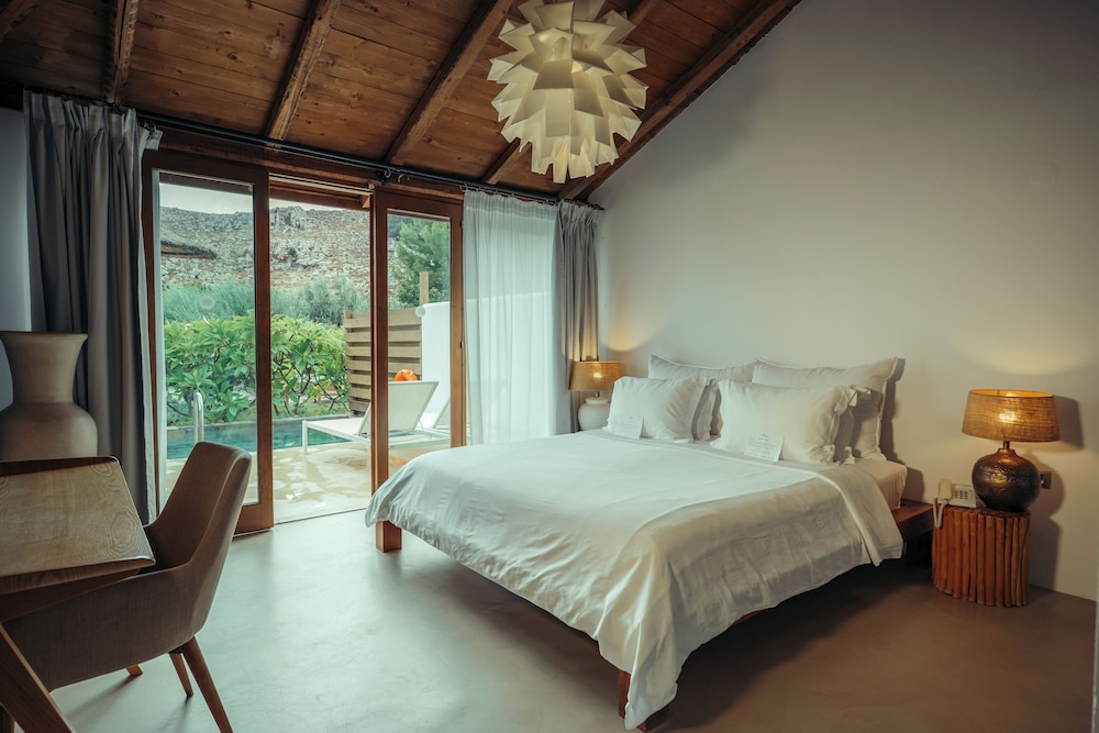 Caesars Gardens Hotel And Spa - Adults Only 25/65