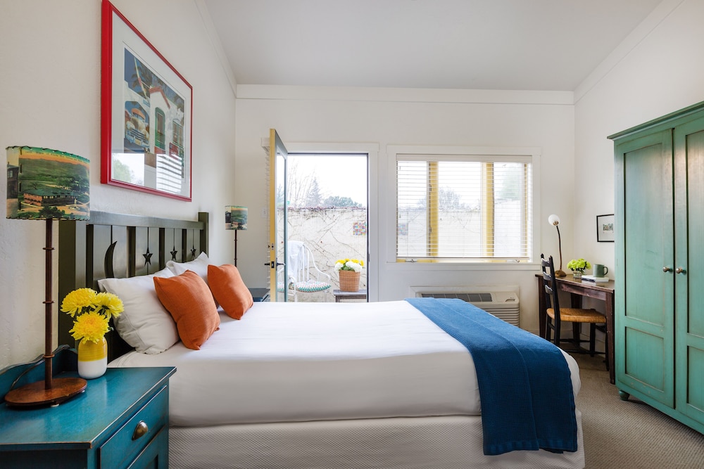 Sonoma Creek Inn 17/56