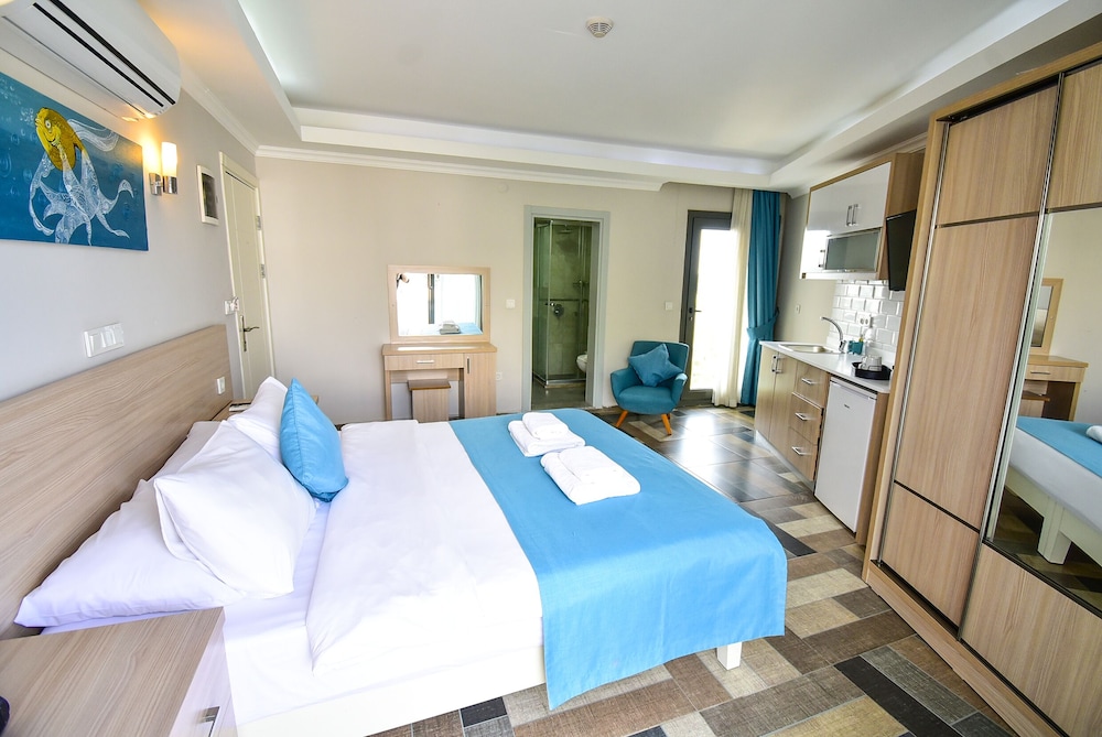 M Suite Hotel 18/50