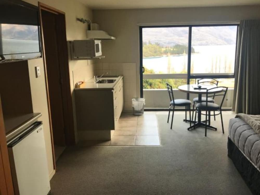 Earnslaw Lodge 22/50