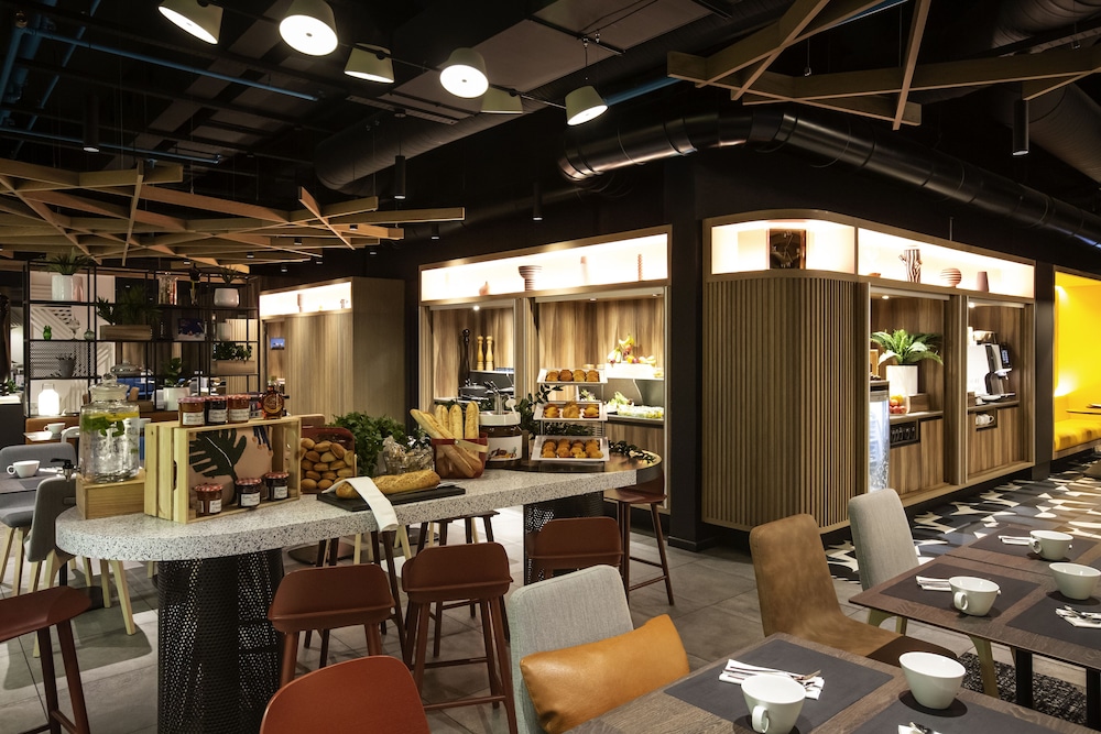 Hotel Ibis Strasbourg Centre Halles 48/64