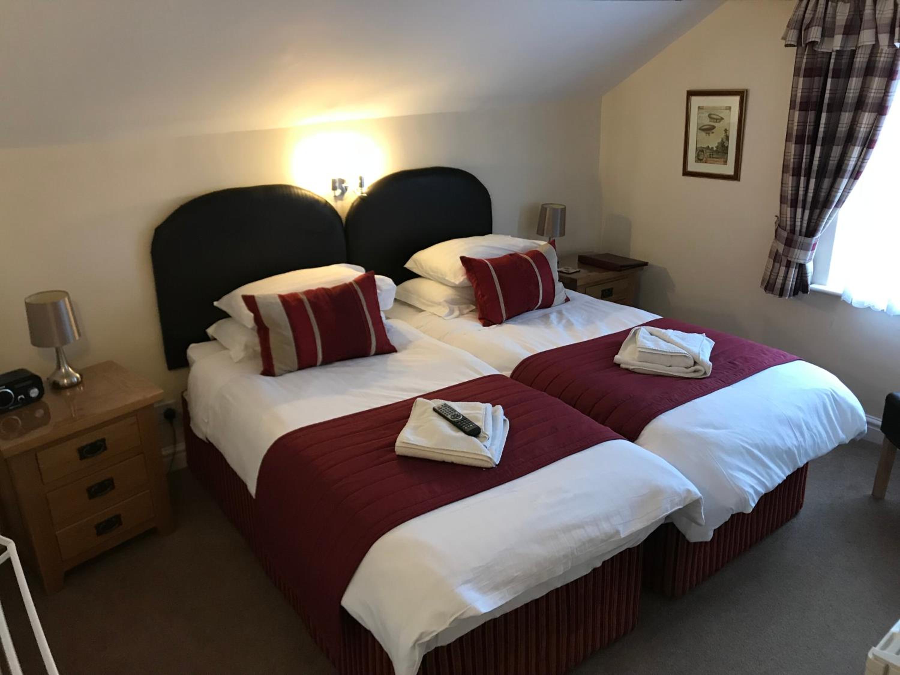 Room, Twin Beds