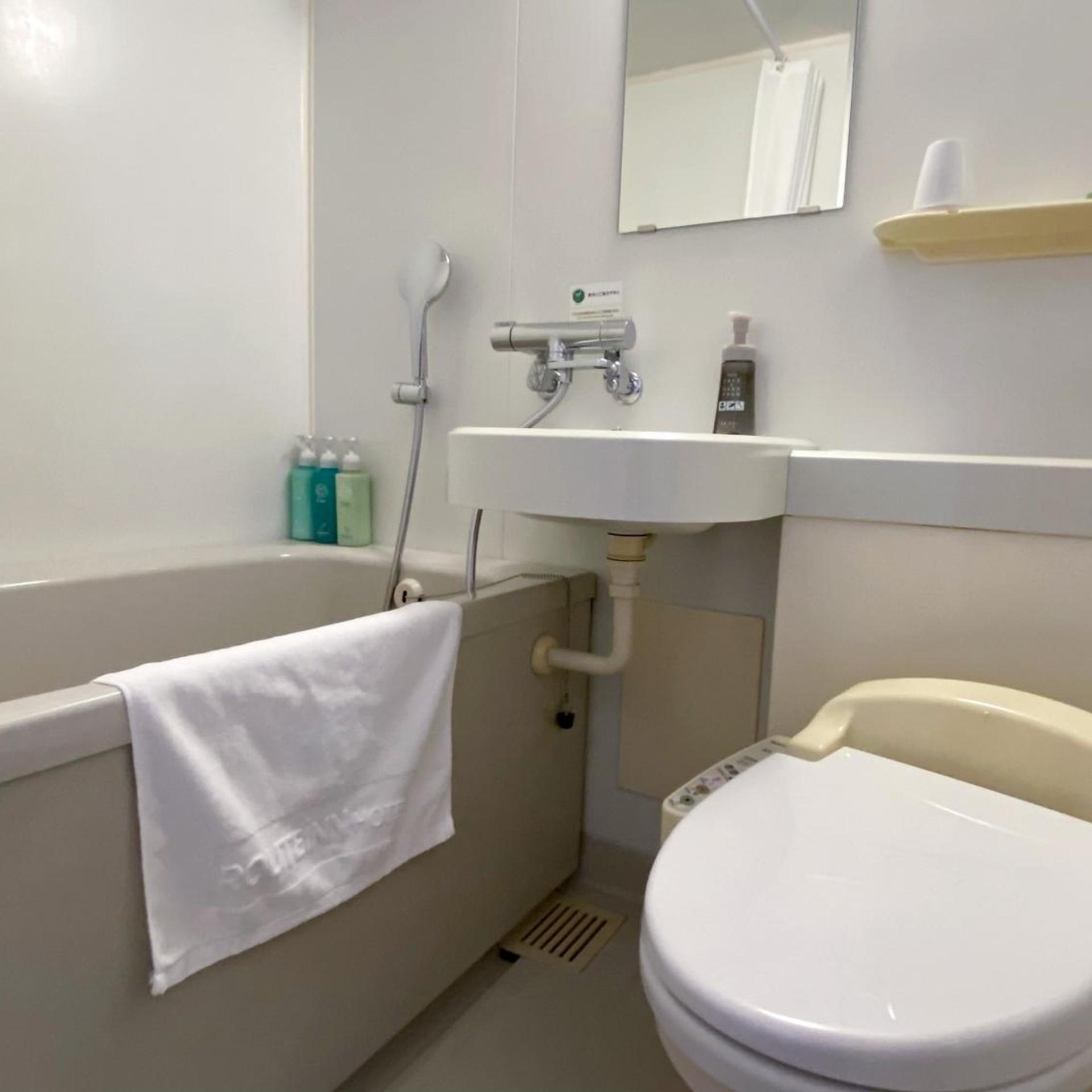 غرفة مفردة، Hotel Route-Inn Uozu 5/8