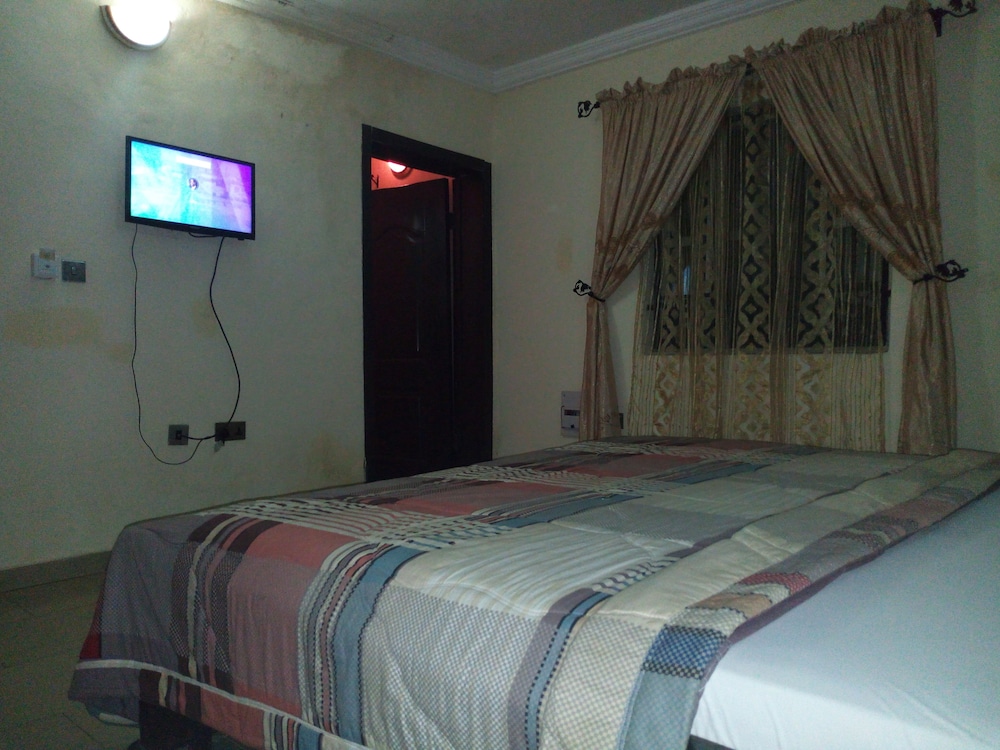 Akma Signature Hotel & Suites 10/20